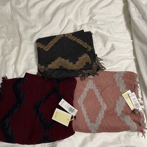 Wilfred Diamond Scarves